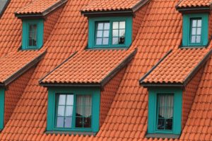 a red roof